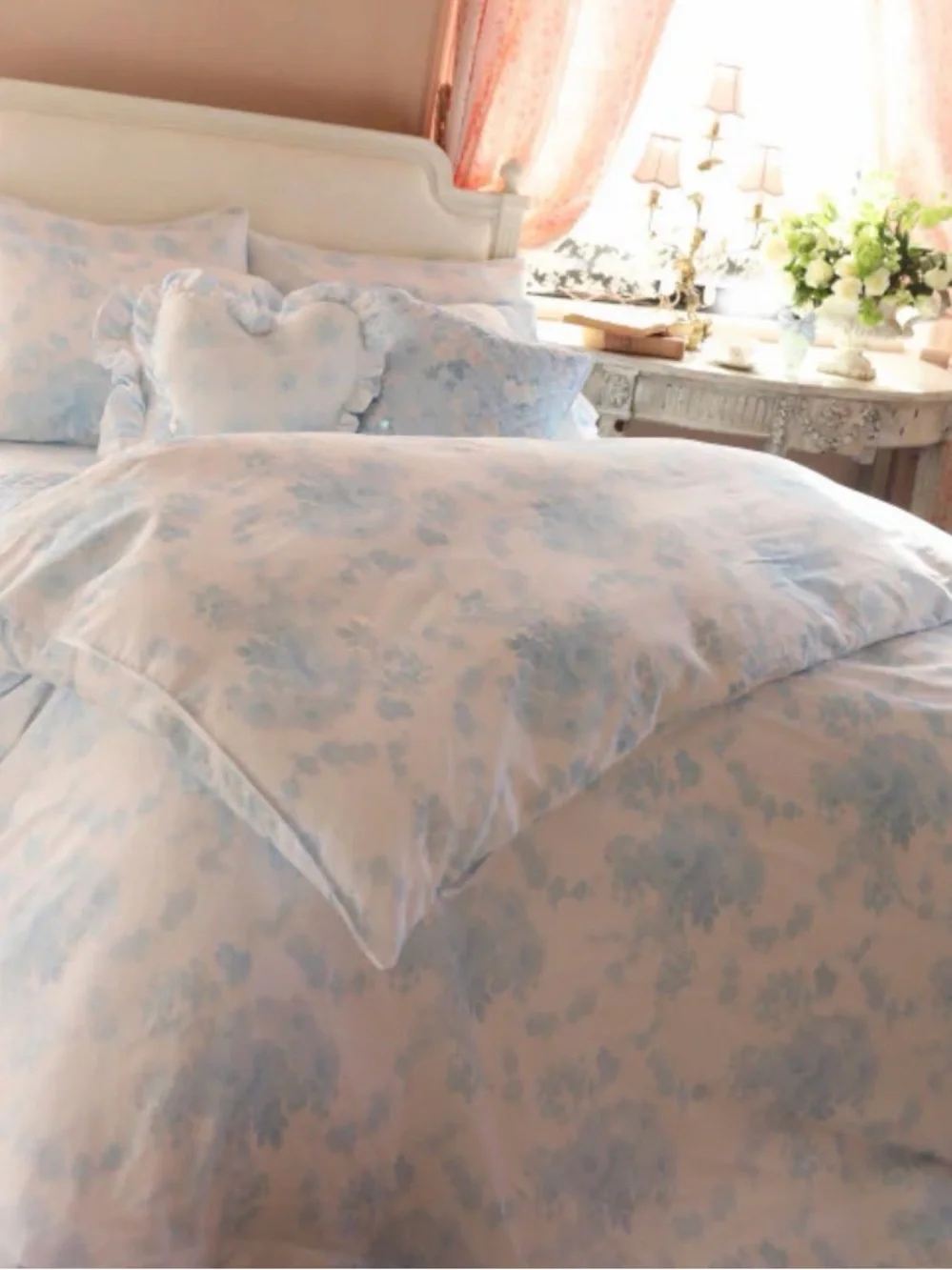 LoveShackFancy Queen duvet set with shams powdered feather blue 🦋